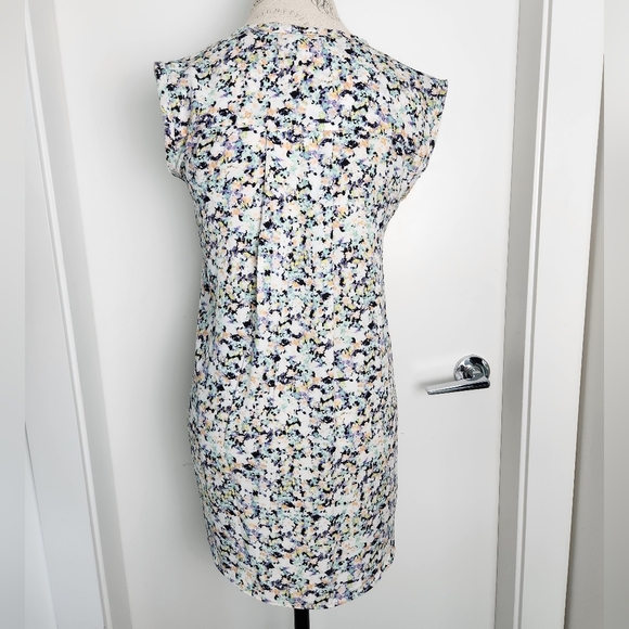 H&M Sleeveless Blouse - Picture 5 of 11